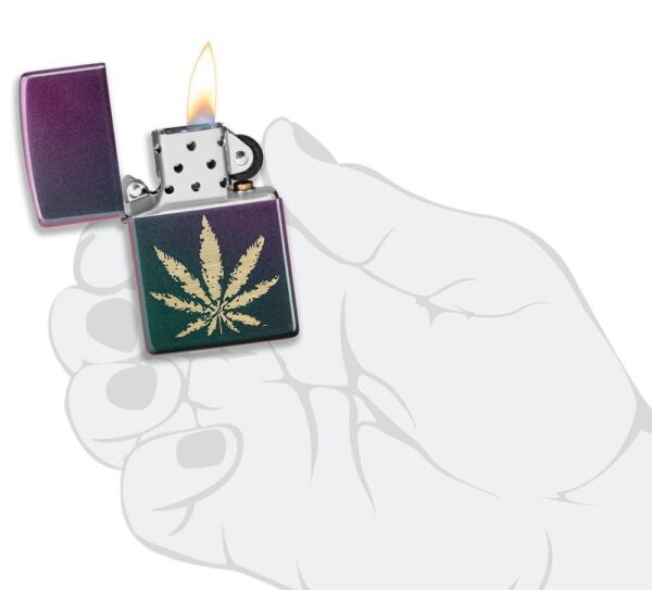Zippo tulemasin Iridescent Marijuana Leaf - Image 4