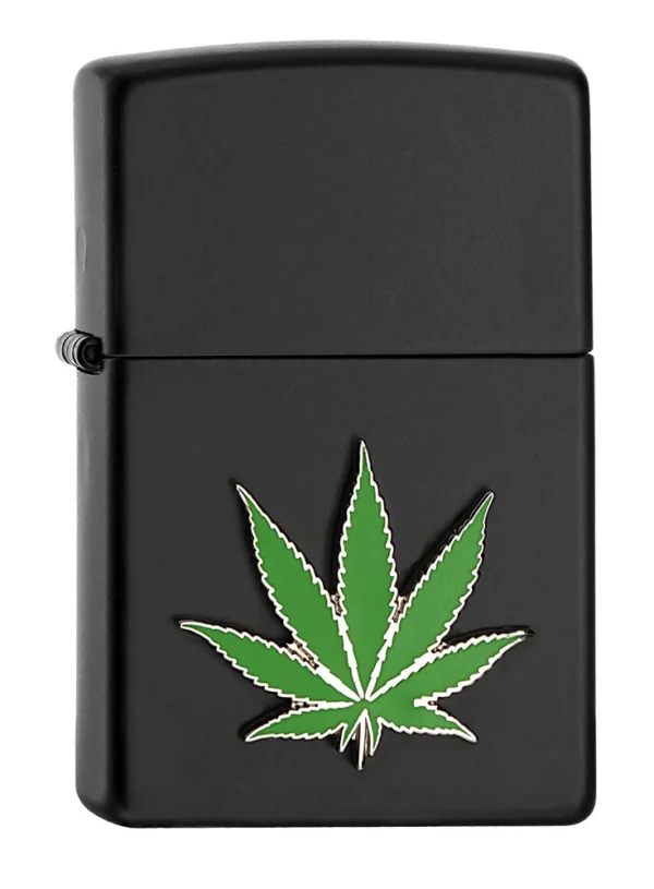 2008025 Zippo tulemasin Cannabis Leaf Emblem